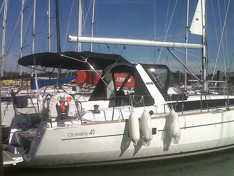 Beneteau Oceanis 41 Bimini