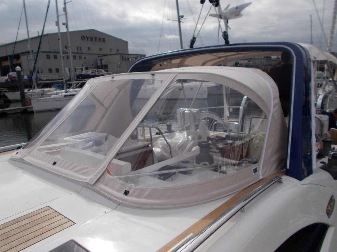 Discovery 48 Sprayhood and Arch Infill Panel