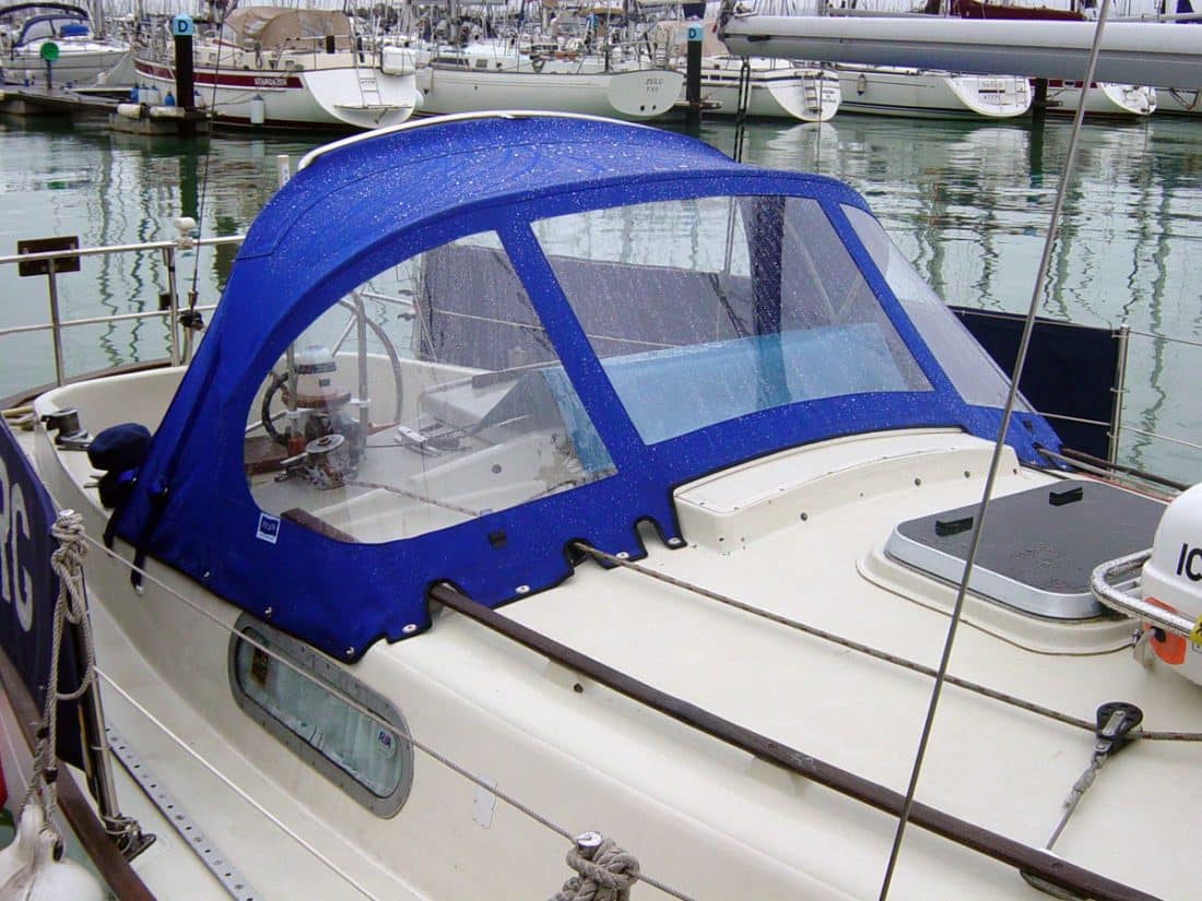 Contessa 32 Sprayhood, Iceberg