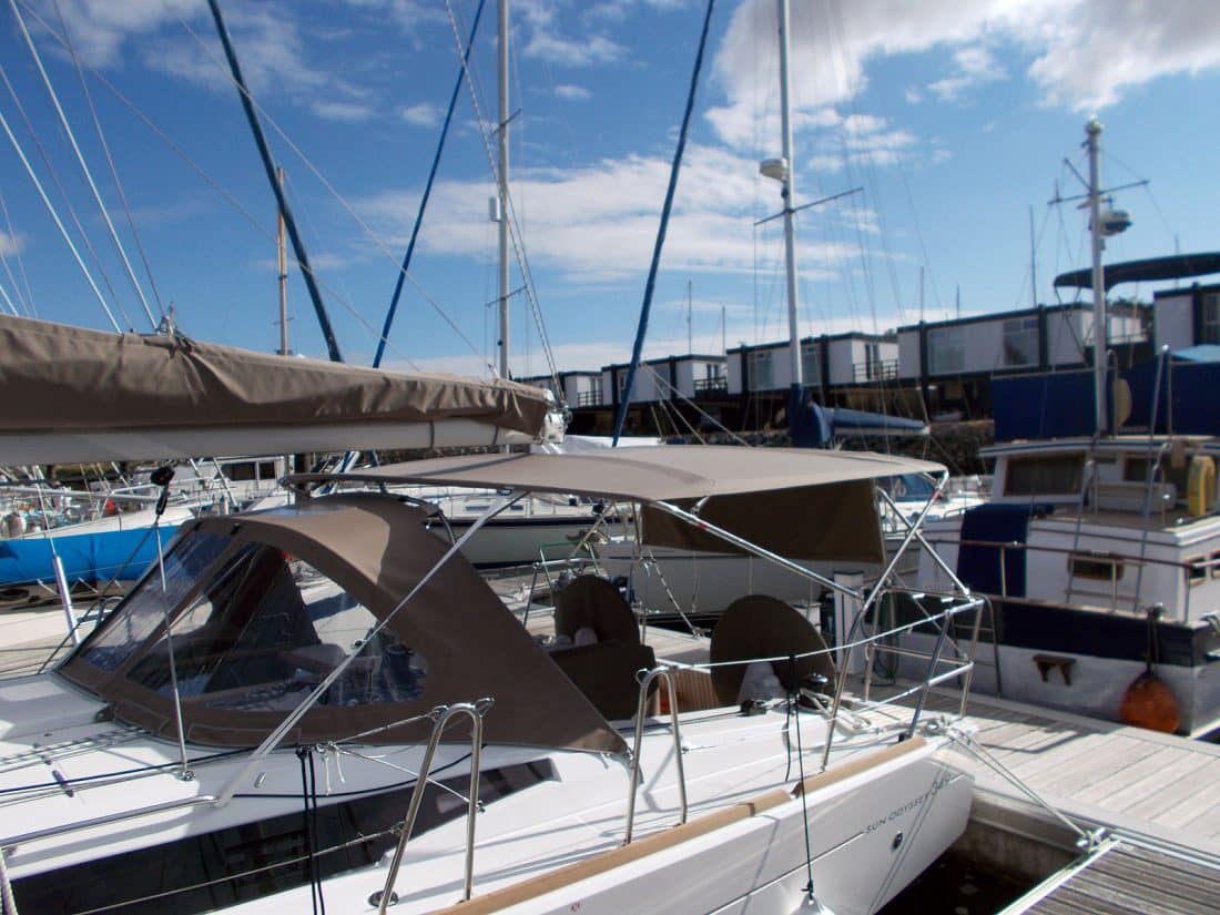 Jeanneau Sun Odyssey 349 Bimini