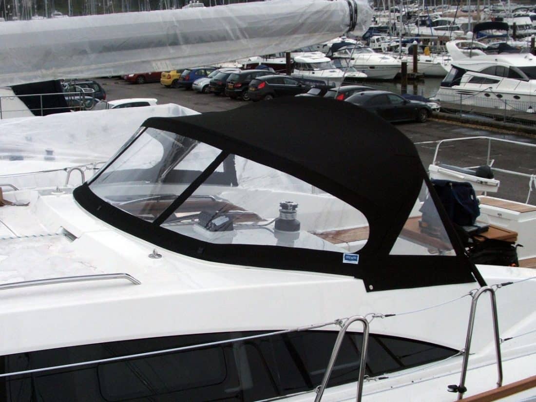 Bavaria 46 Vision, 2013 Sprayhood