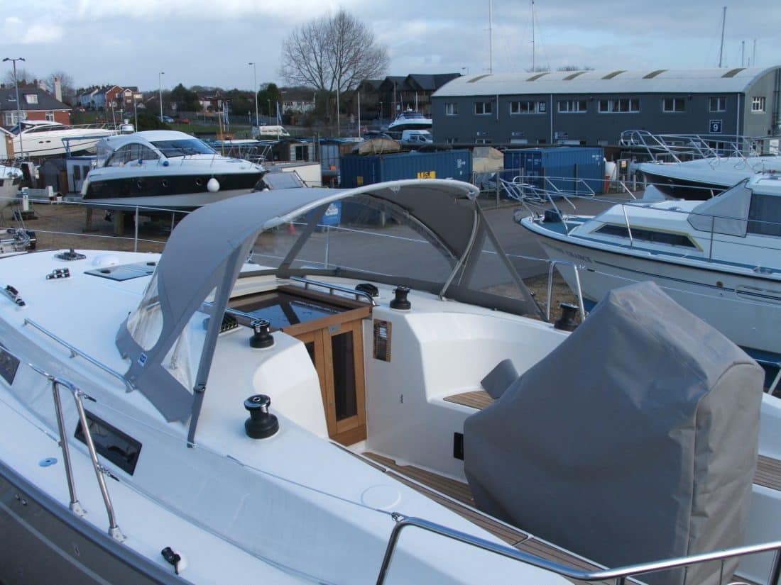 Bavaria Cruiser 32, 2013 Wheel, Table and Pedestal Cover