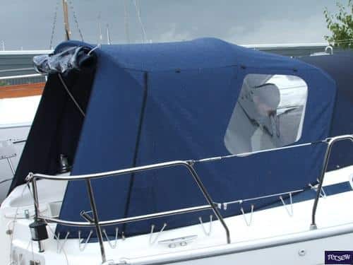 Bavaria 32 Cockpit Enclosure fitted to CJ Sprayhood