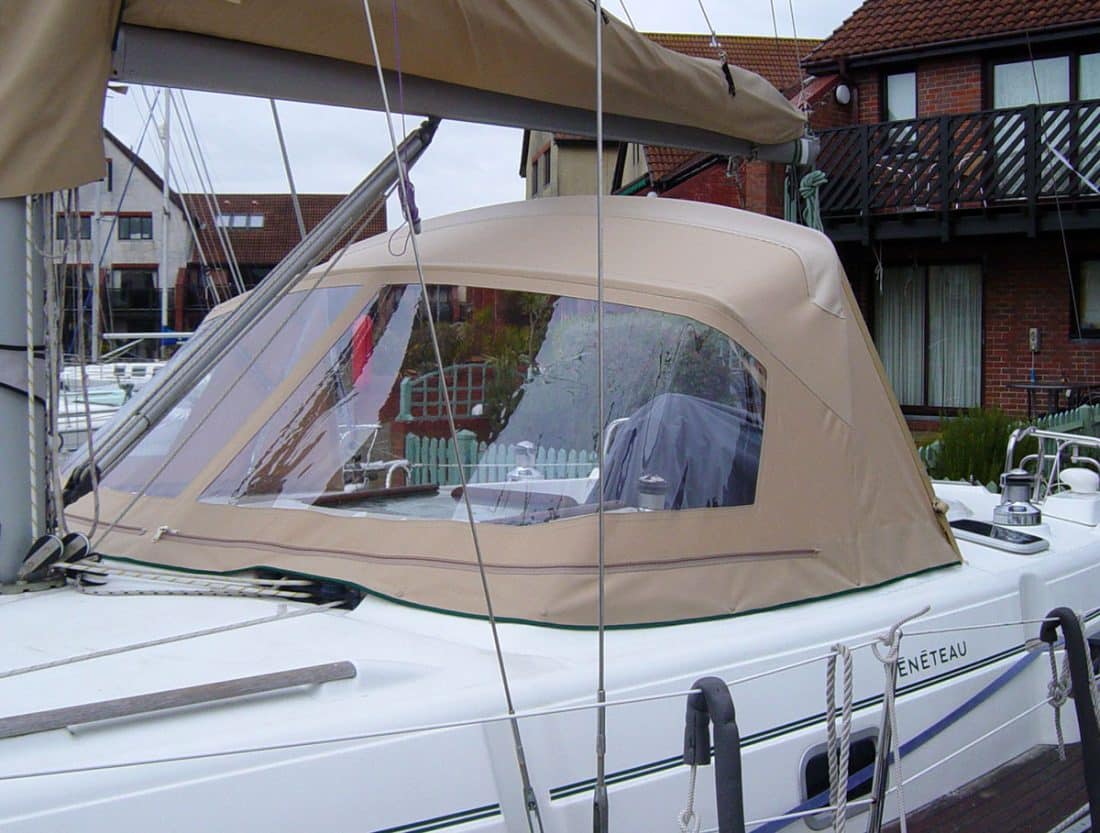 Beneteau Oceanis 36cc Sprayhood recover, ref Alb