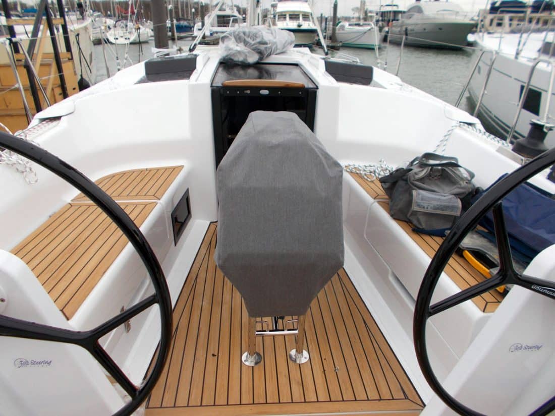 Hanse 348 Table Cover