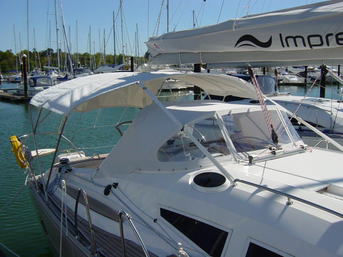 Elan 384 Bimini