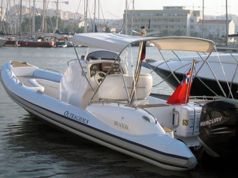Hunton 904 RIB Bimini