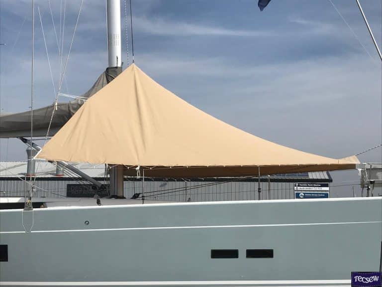 Hanse 575, AMAROO, Foredeck Sun Awning