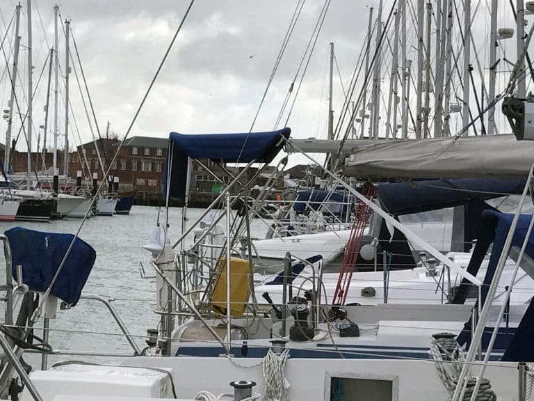 Dehler 35cws, TRIPLE CONSTRAINT, Helm Bimini