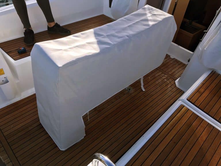 Beneteau Oceanis 35.1 Cockpit Table Cover