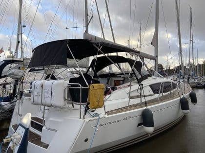 Jeanneau Sun Odyssey 44DS Bimini, ref 1104