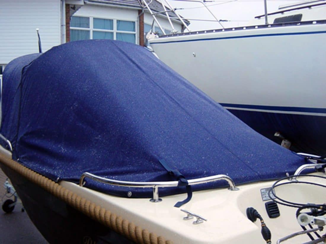 Rhea 450 Sprayhood Tonneau