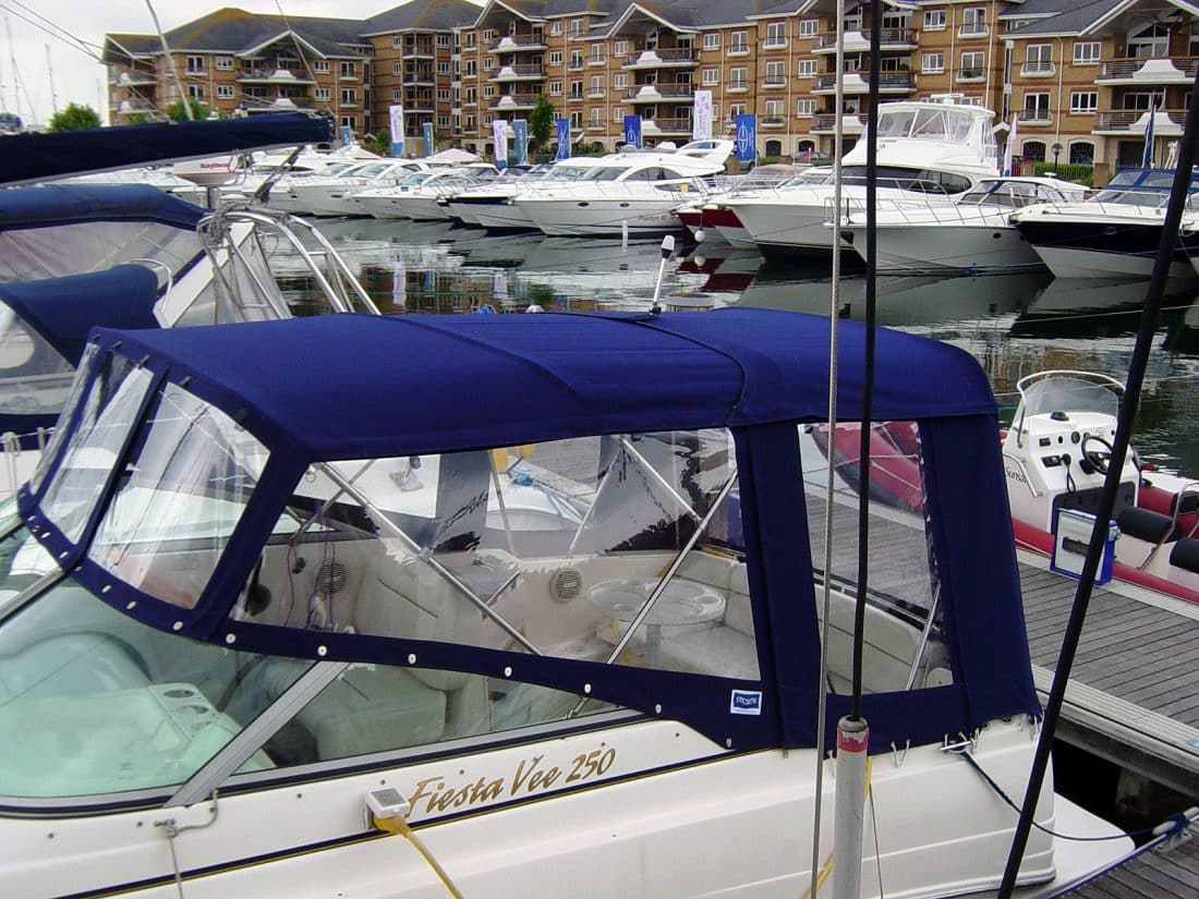 Rinker 250 (4)