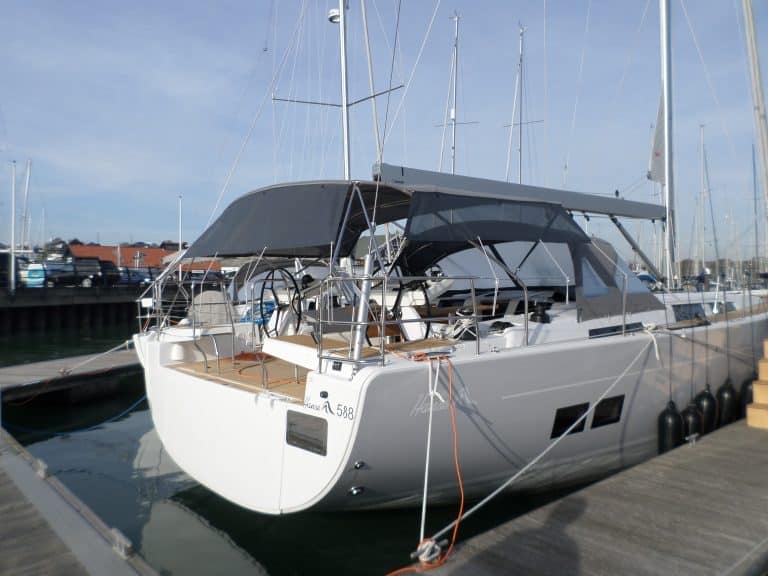 Hanse 588 Bimini Mesh side shade panels