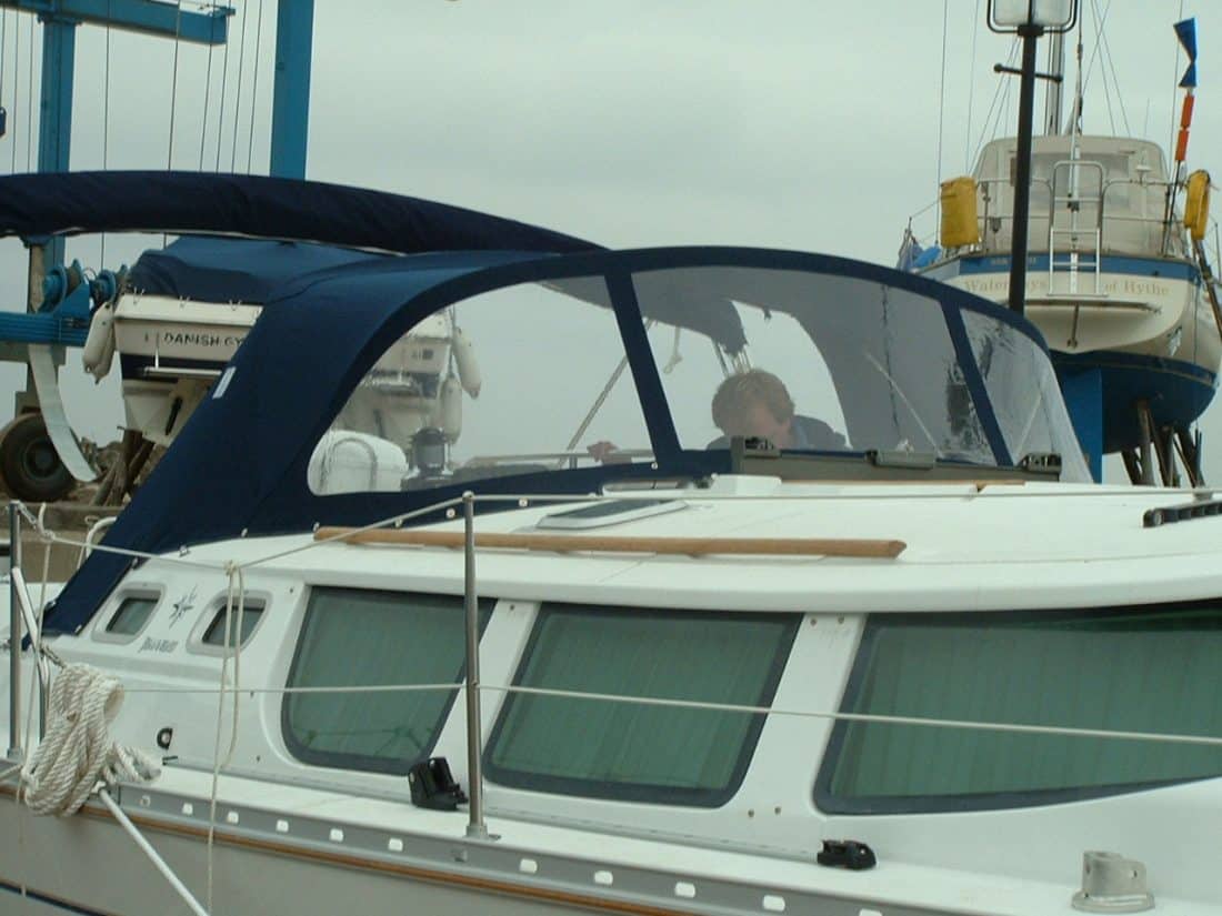 Jeanneau Sun Odyssey 43ds Sprayhood