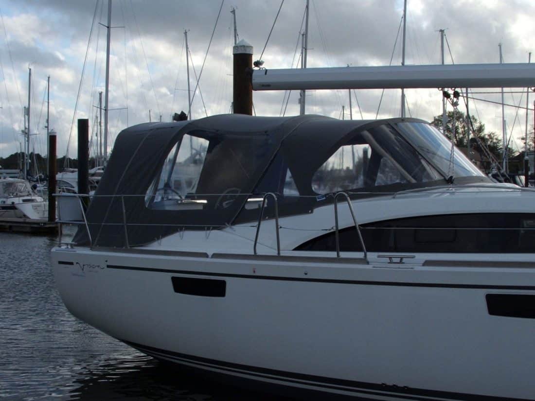 Bavaria Vision 42 Cockpit Enclosure, NON Standard design