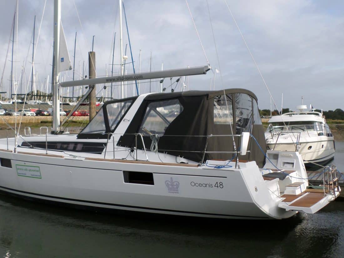 Beneteau Oceanis 48 STANDARD Cockpit Enclosure