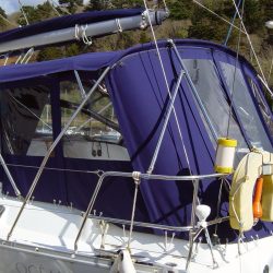 Beneteau Oceanis 393 Bimini, with optional conversion_2
