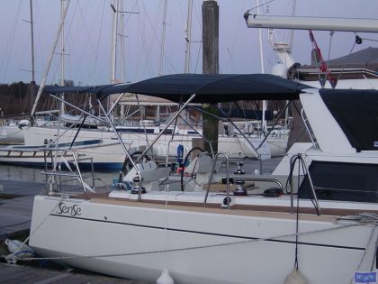 Beneteau Sense 43 Bimini_5