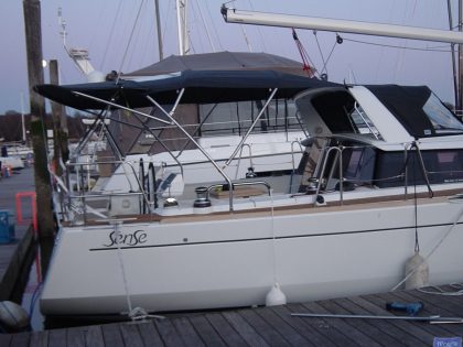 Beneteau Sense 43 Bimini_6