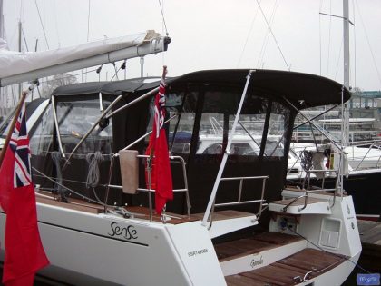 Beneteau Sense 43 Bimini, with Optional Bimini Conversion_2