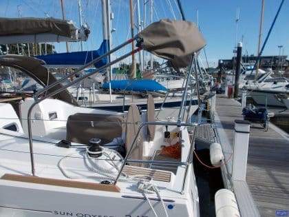 Jeanneau Sun Odyssey 349 Bimini_11