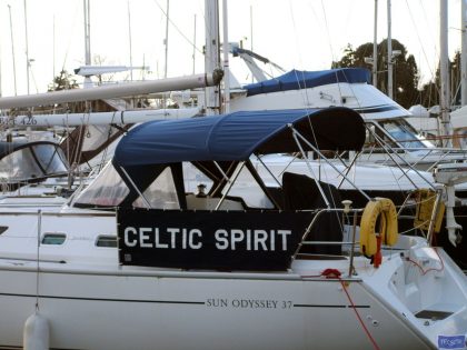 Jeanneau Sun Odyssey 37 Bimini