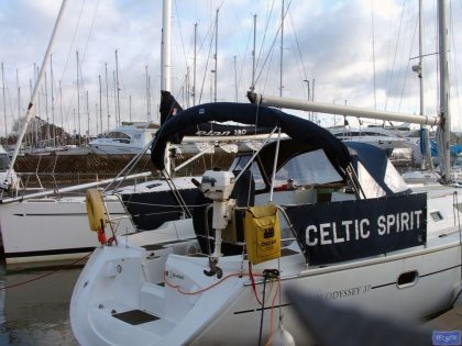 Jeanneau Sun Odyssey 37 Bimini