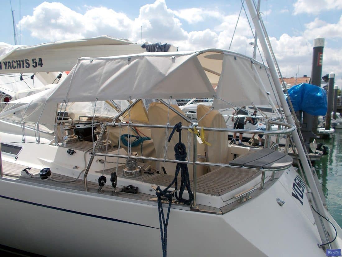 Sweden 54 Helm Bimini Side Shade Panels_3