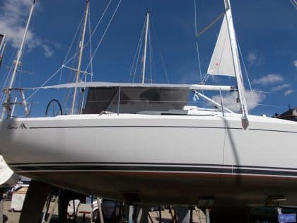 Hanse 315 Boom Tent_4