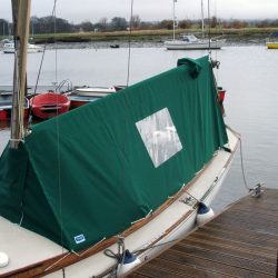 Islander 21 Fully Enclosed Boom Tent_1