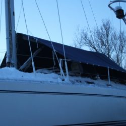 Moody 35 Boom Tent with enclosed rear and zipped access door_2