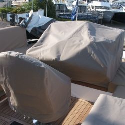 Sealine F46 helm seat cover_1