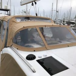 Discovery 54 Sprayhood_1