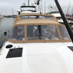 Discovery 54 Sprayhood_3