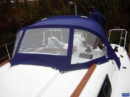 Jeanneau Sun Odyssey 33i Sprayhood_1