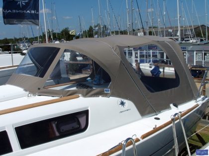 Jeanneau Sun Odyssey 33i Sprayhood shown with optional Cockpit Enclosure_5