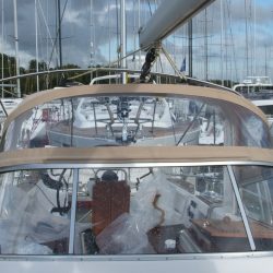 Malo 46 Sprayhood recover_2