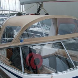 Malo 46 Sprayhood recover_3