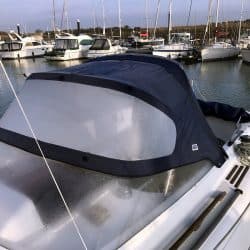 Moody 36 fixed screen Sprayhood_2