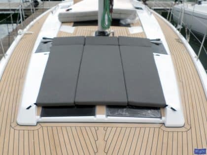 Hanse 455 Foredeck Sunbathe Mattress_1