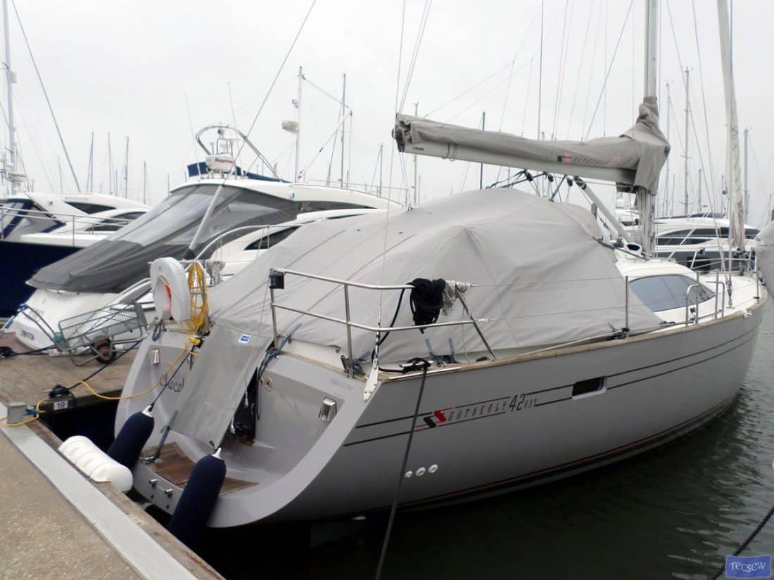 Southerly 42 rst Sprayhood Tonneau_3
