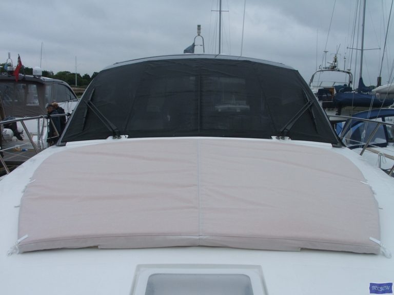 Sealine SC 47 Sun Mattress Cover _1