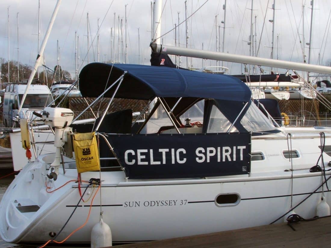 Jeanneau Sun Odyssey 37 Bimini