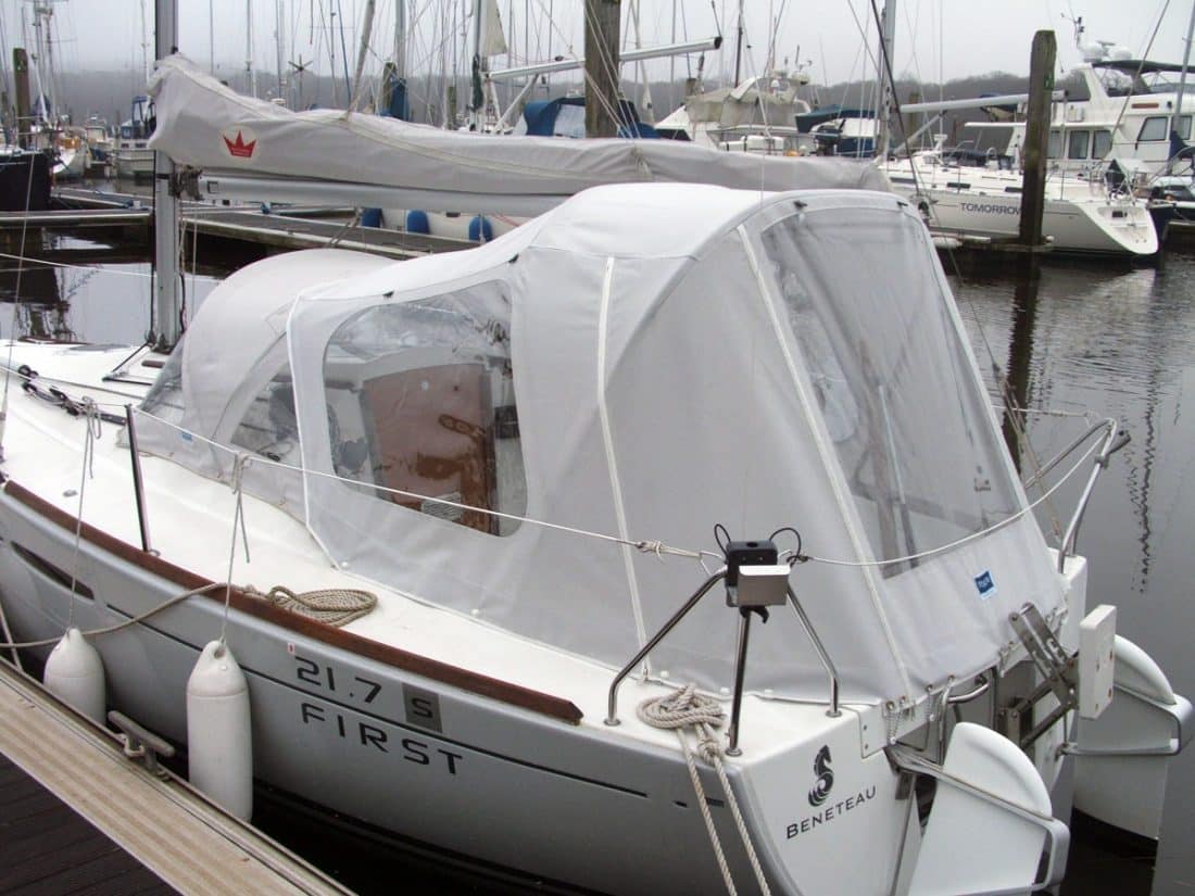 Beneteau First 21.7 Cockpit Enclosure