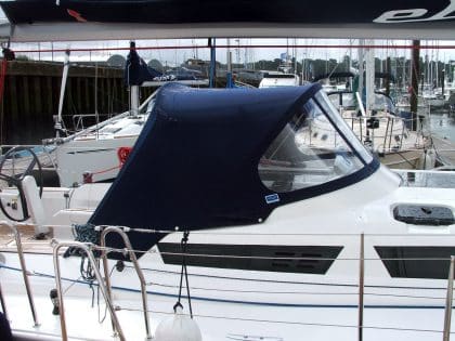 Elan 450 Sprayhood