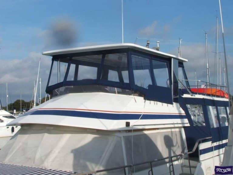 trader 535 signature flybridge enclosure ref 5194 jeanne rose 2