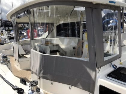 Discovery CAT 50-005 Cockpit Enclosure rear 3