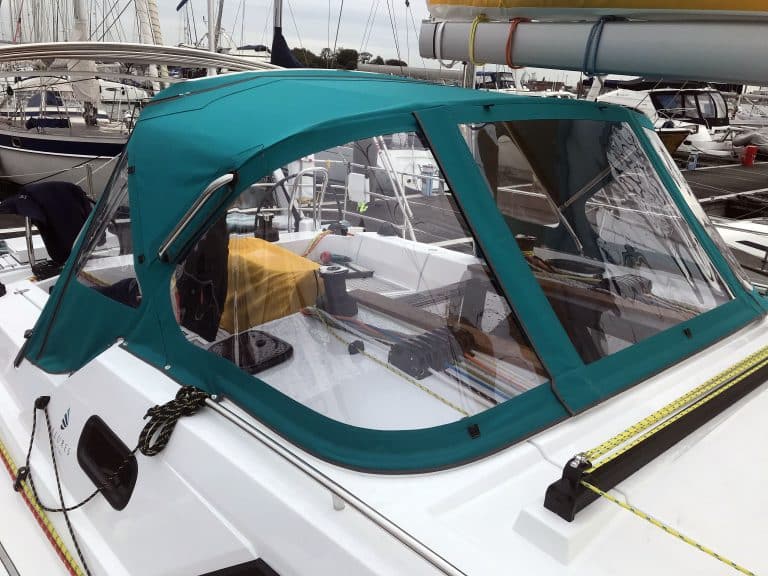Allures 45.9 Sprayhood with multiple extras