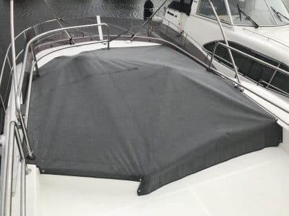 Beneteau Swift Trawler ST 30, Flybridge Cover version with push up pole 2